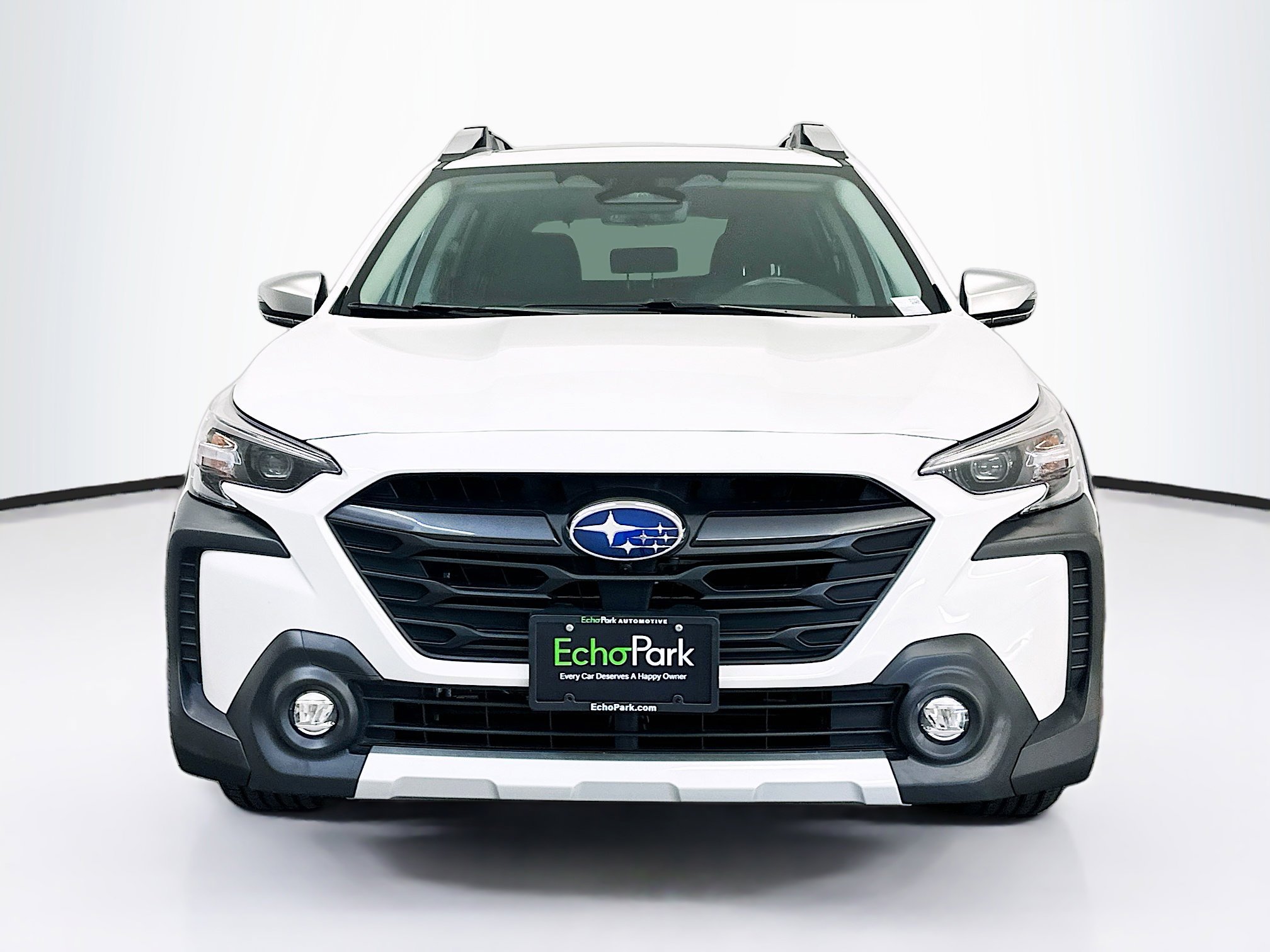 Used 2023 Subaru Outback Touring XT AWD/4WD image 2