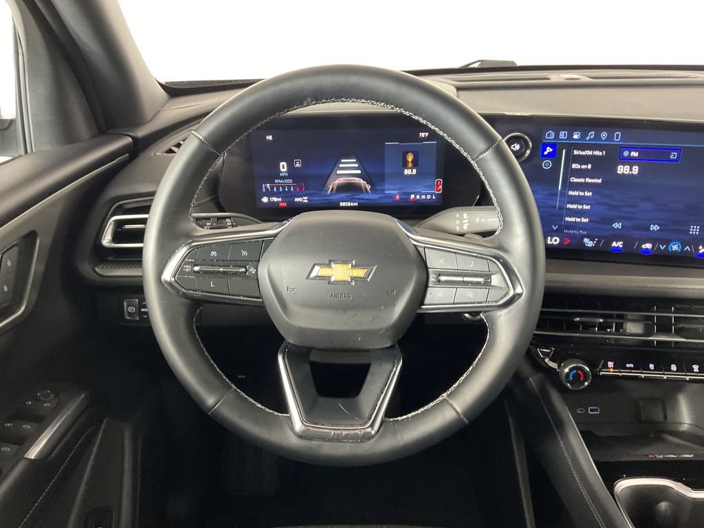 Used 2024 Chevrolet Traverse LT AWD/4WD image 13