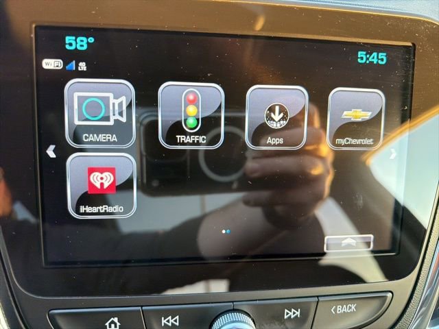 Used 2018 Chevrolet Equinox Premier image 30