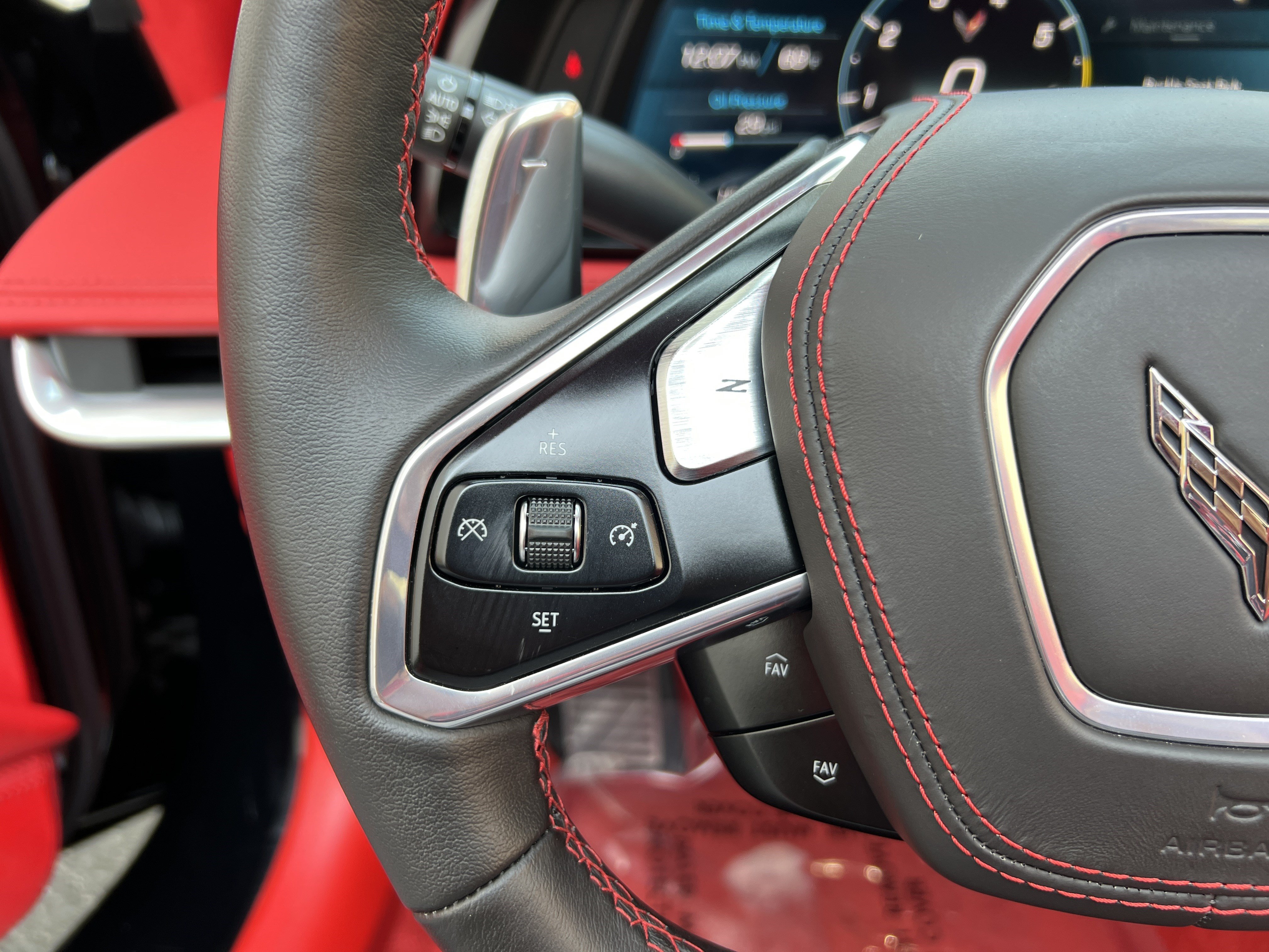 Used 2023 Chevrolet Corvette Stingray Premium Cpe w/ Z51 Performance Package RWD image 27