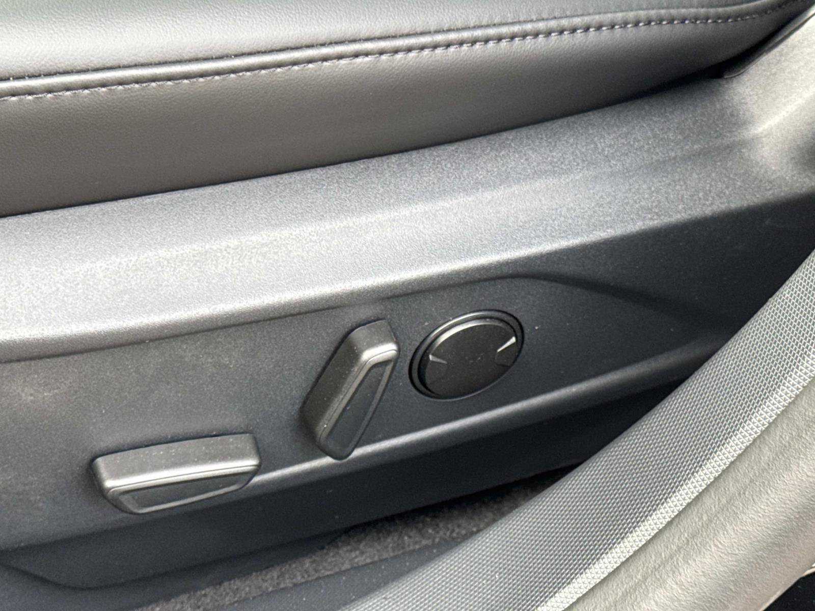 New 2026 Ford Mustang Mach-E Select RWD image 18