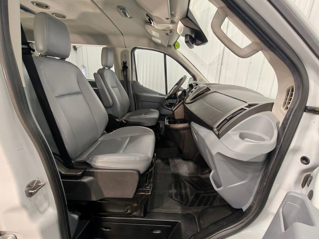 Used 2016 Ford Transit 350 XL image 25