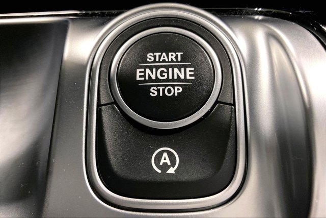 Used 2021 Mercedes-Benz GLB 35 AMG 4MATIC image 36