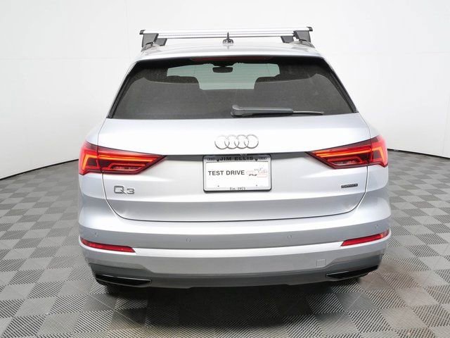 Used 2023 Audi Q3 2.0T Premium w/ Convenience Package AWD/4WD image 28
