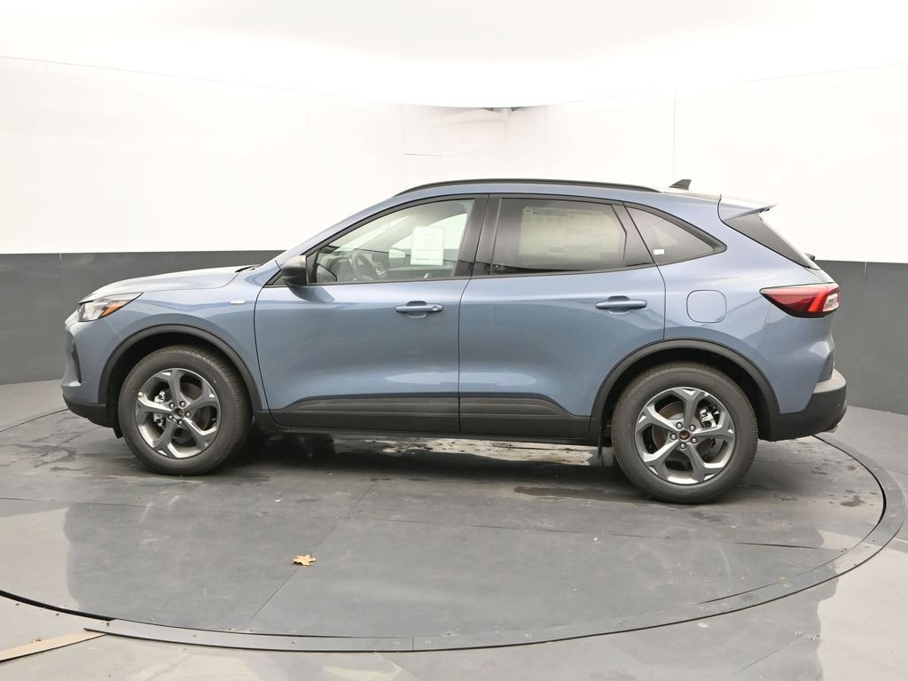 New 2026 Ford Escape ST-Line w/ Tech Pack #1 AWD/4WD image 8