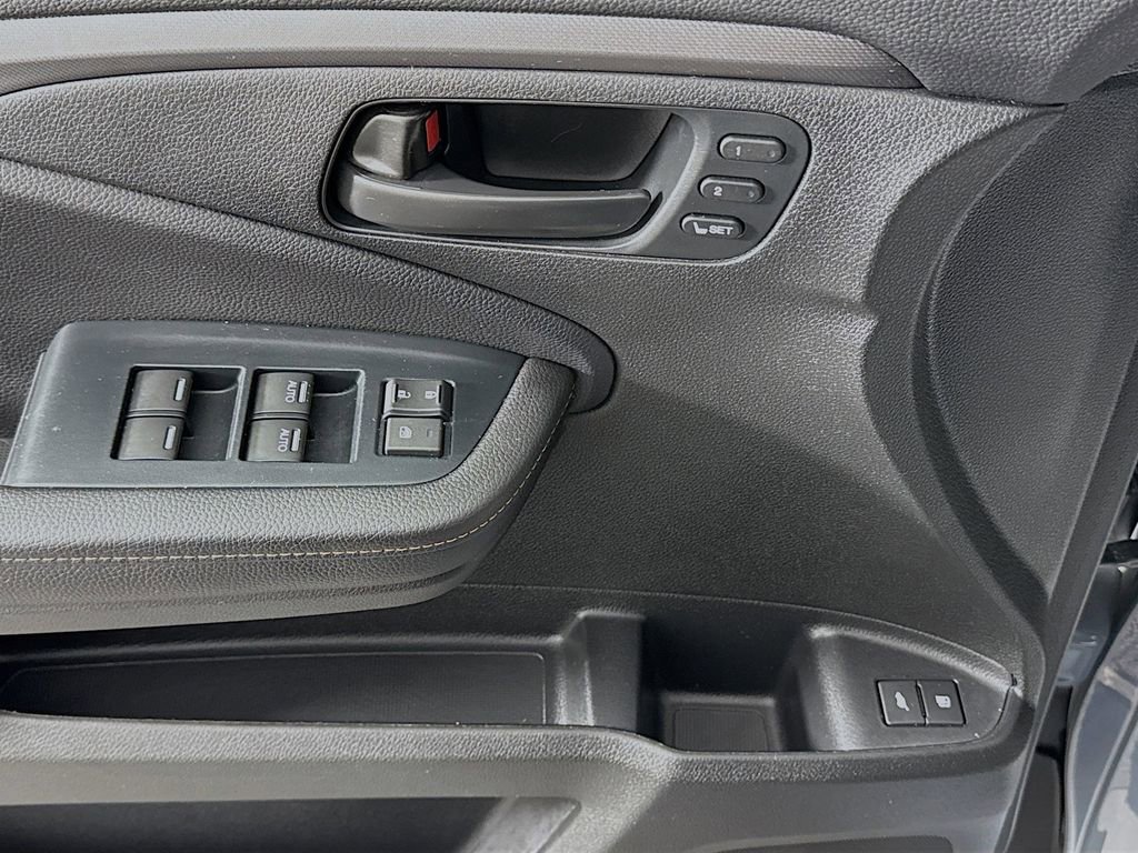 Certified 2022 Honda Pilot TrailSport image 17