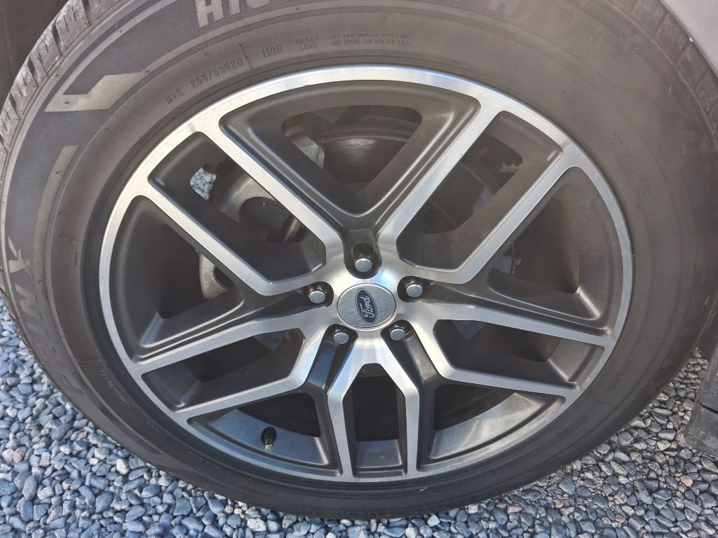 Used 2017 Ford Explorer Sport w/ Equipment Group 401A AWD/4WD image 15