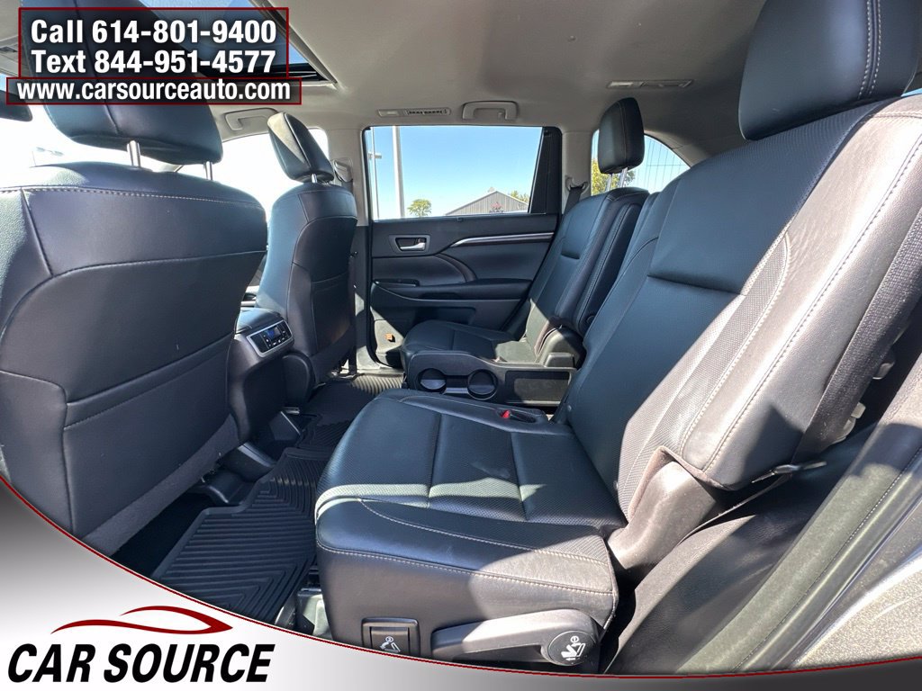 Used 2016 Toyota Highlander Limited AWD/4WD image 23