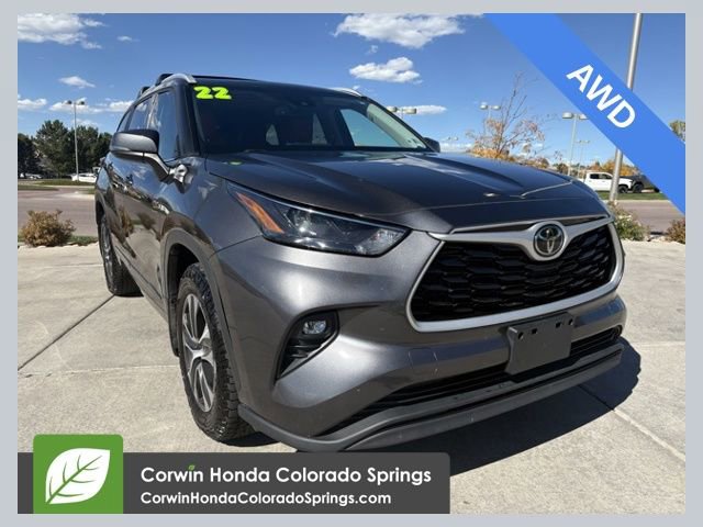 Used 2022 Toyota Highlander XLE
