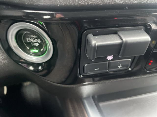 Used 2022 Chevrolet Silverado 1500 RST w/ Z71 Off-Road Package image 30