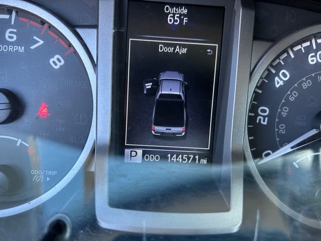 Used 2017 Toyota Tacoma SR5 image 16