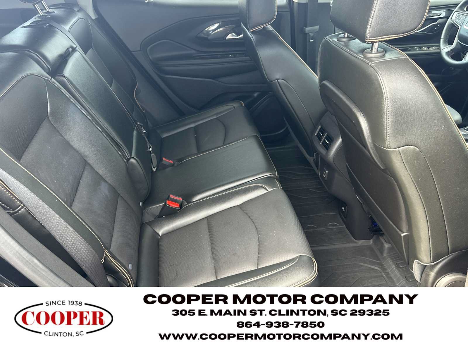 Used 2024 GMC Terrain AT4 w/ Tech Package AWD/4WD image 15