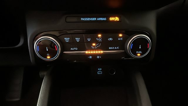 Used 2022 Ford Escape SE w/ Convenience Package FWD image 21
