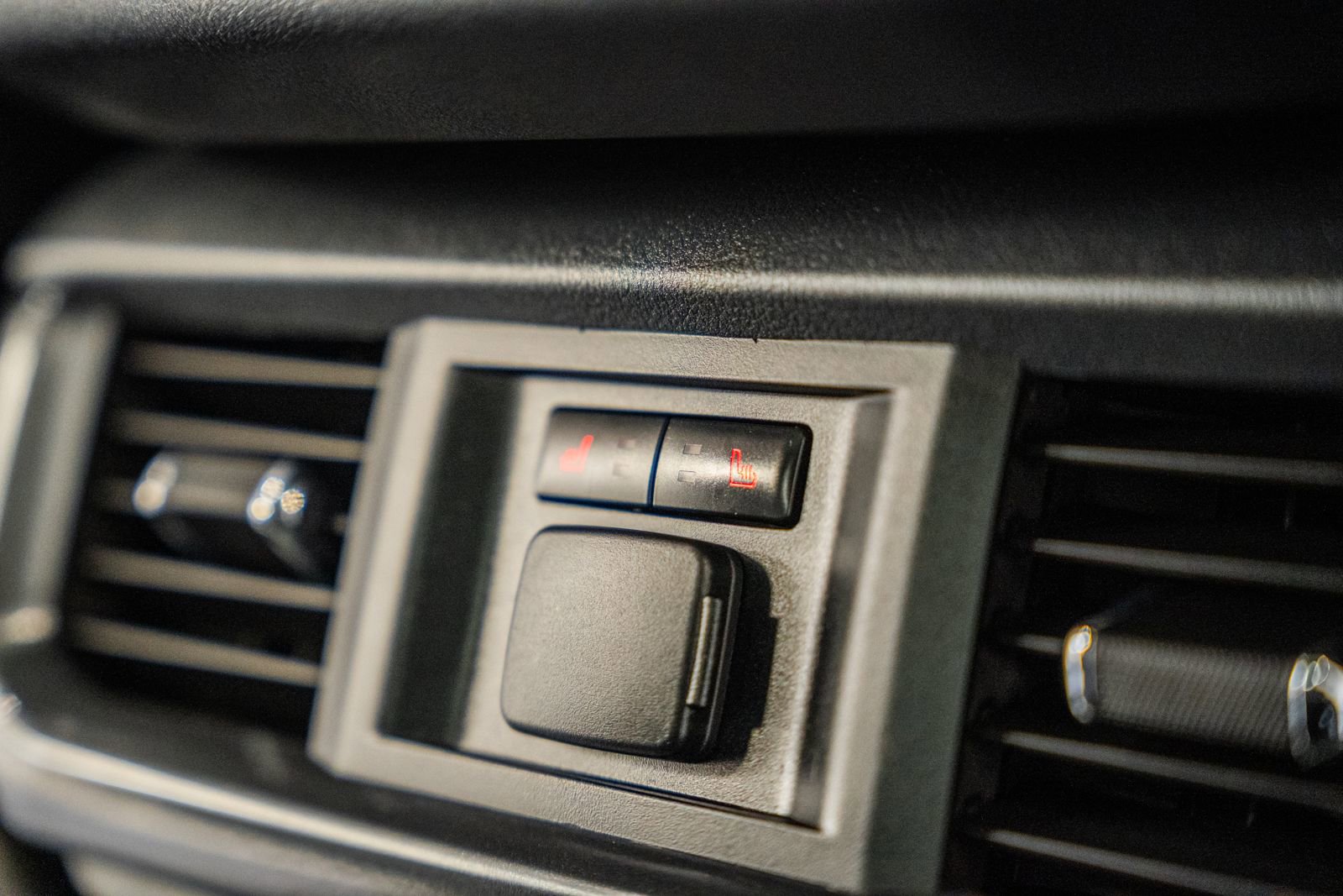 Certified 2023 Ford F150 Lariat w/ Equipment Group 502A High image 41