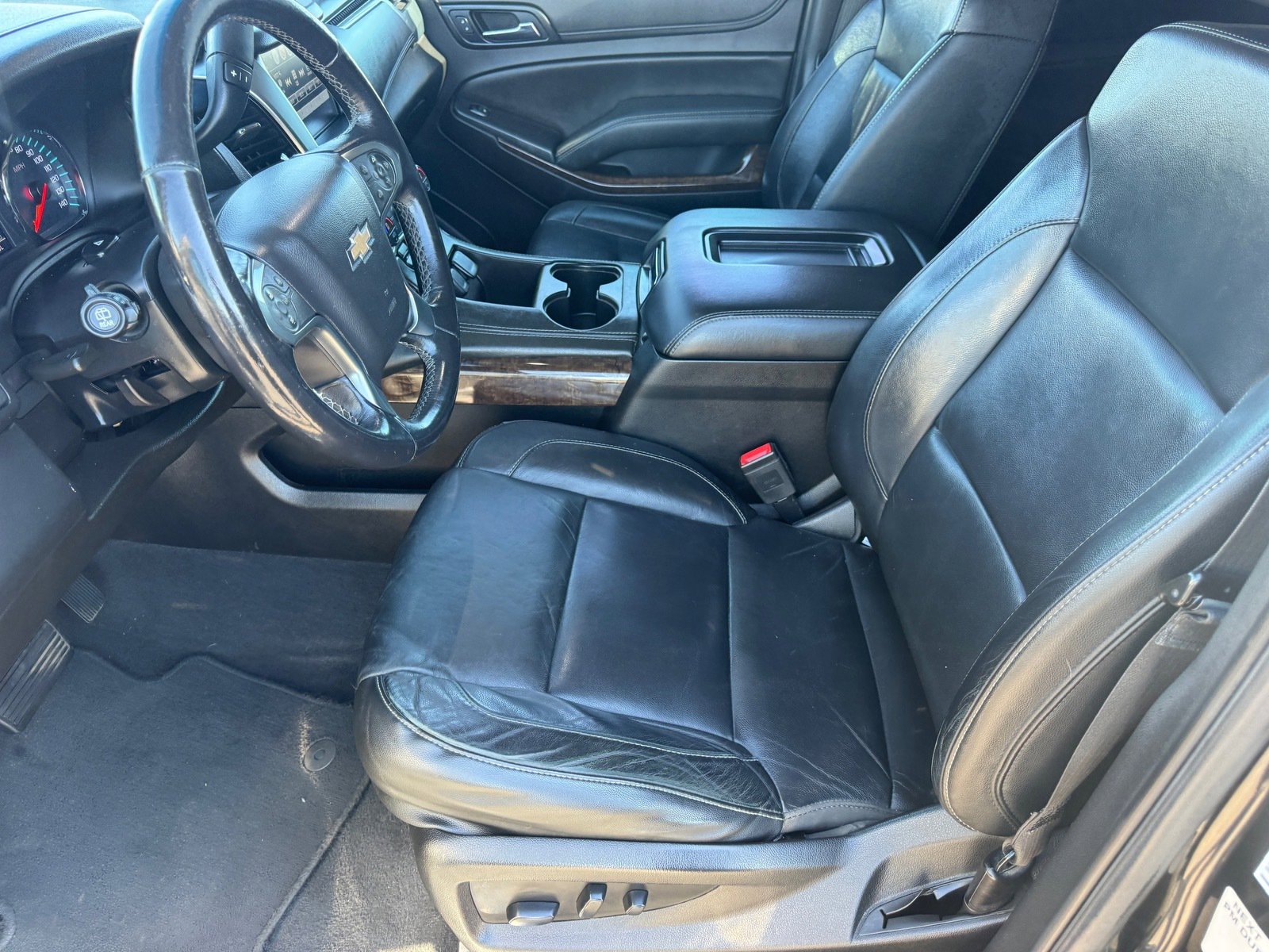 Used 2019 Chevrolet Suburban LT image 17