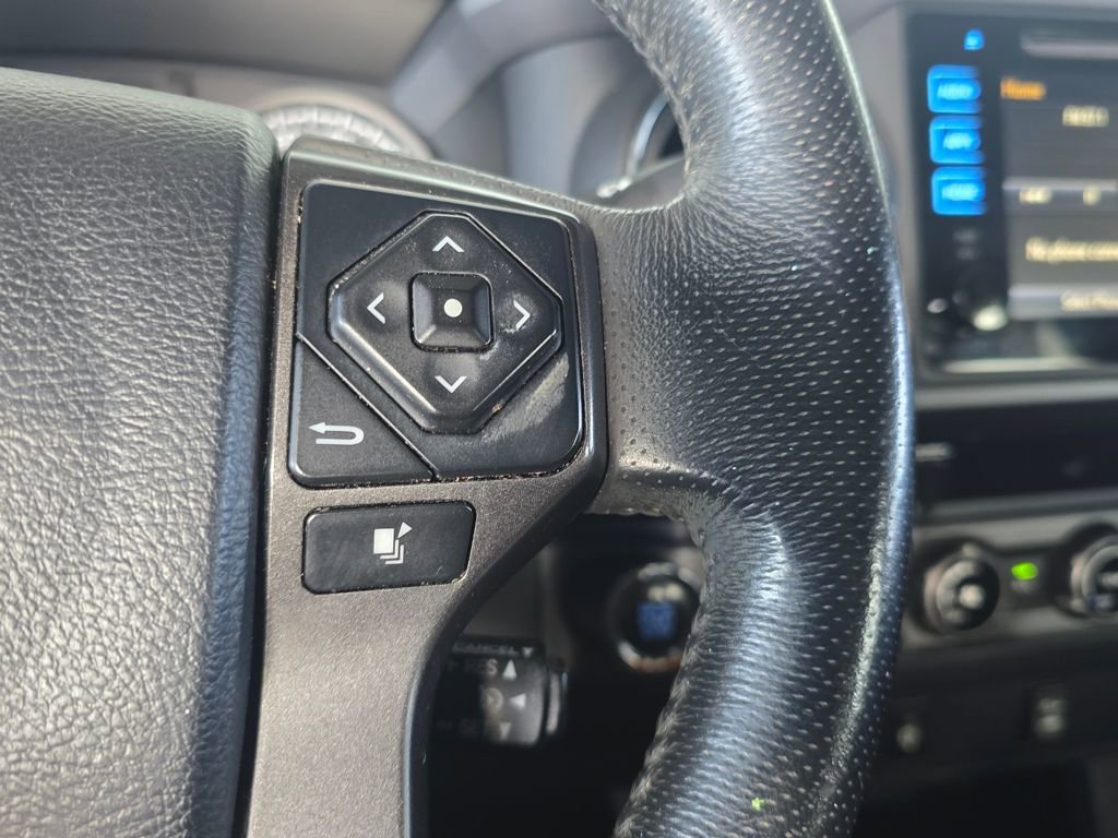 Used 2016 Toyota Tacoma SR5 image 12