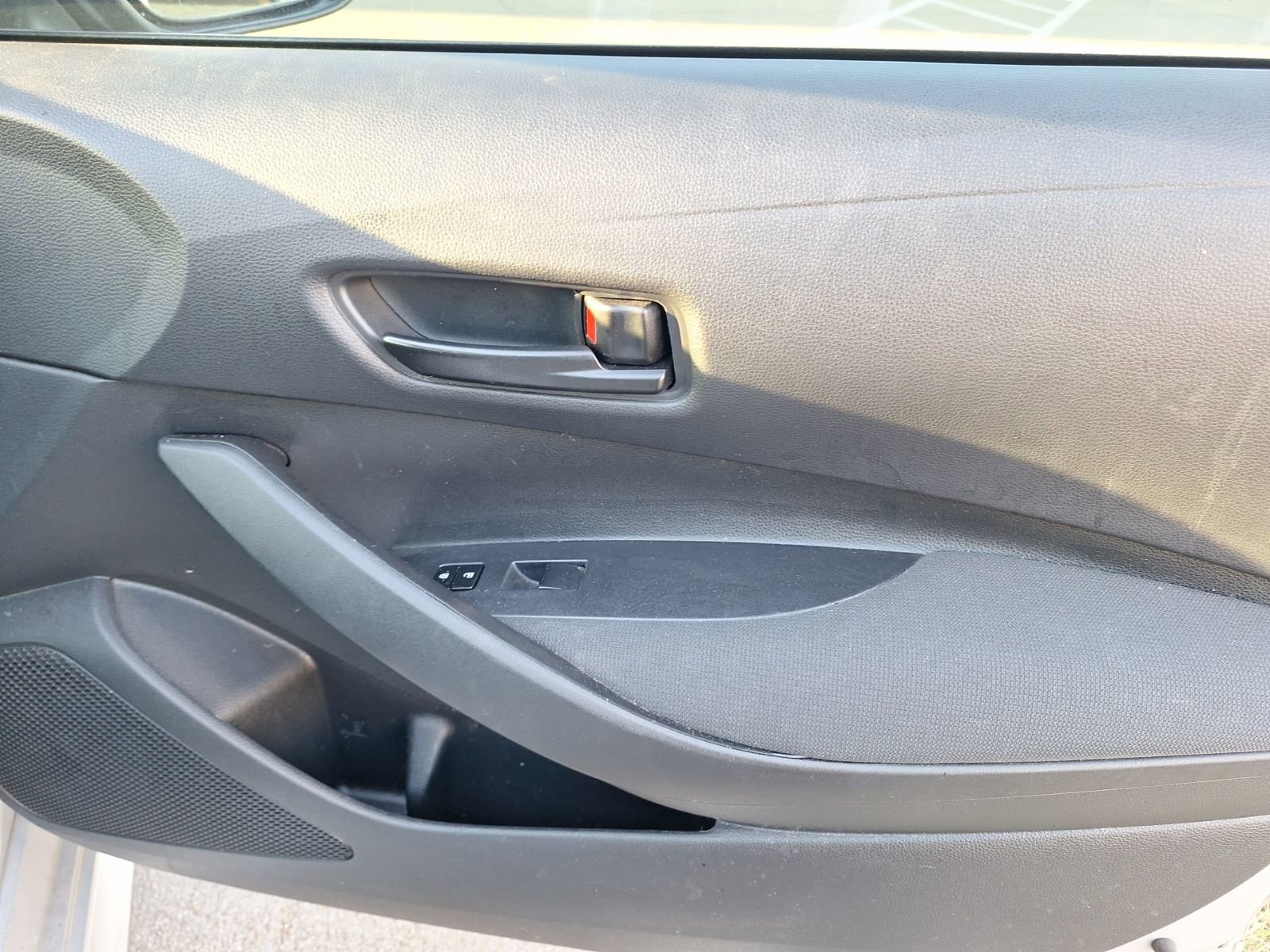 Used 2023 Toyota Corolla LE image 35