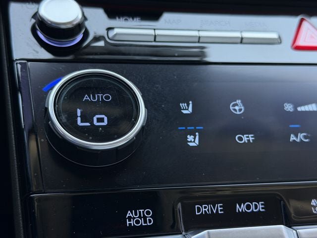 Used 2025 Hyundai Santa Fe Calligraphy AWD/4WD image 21