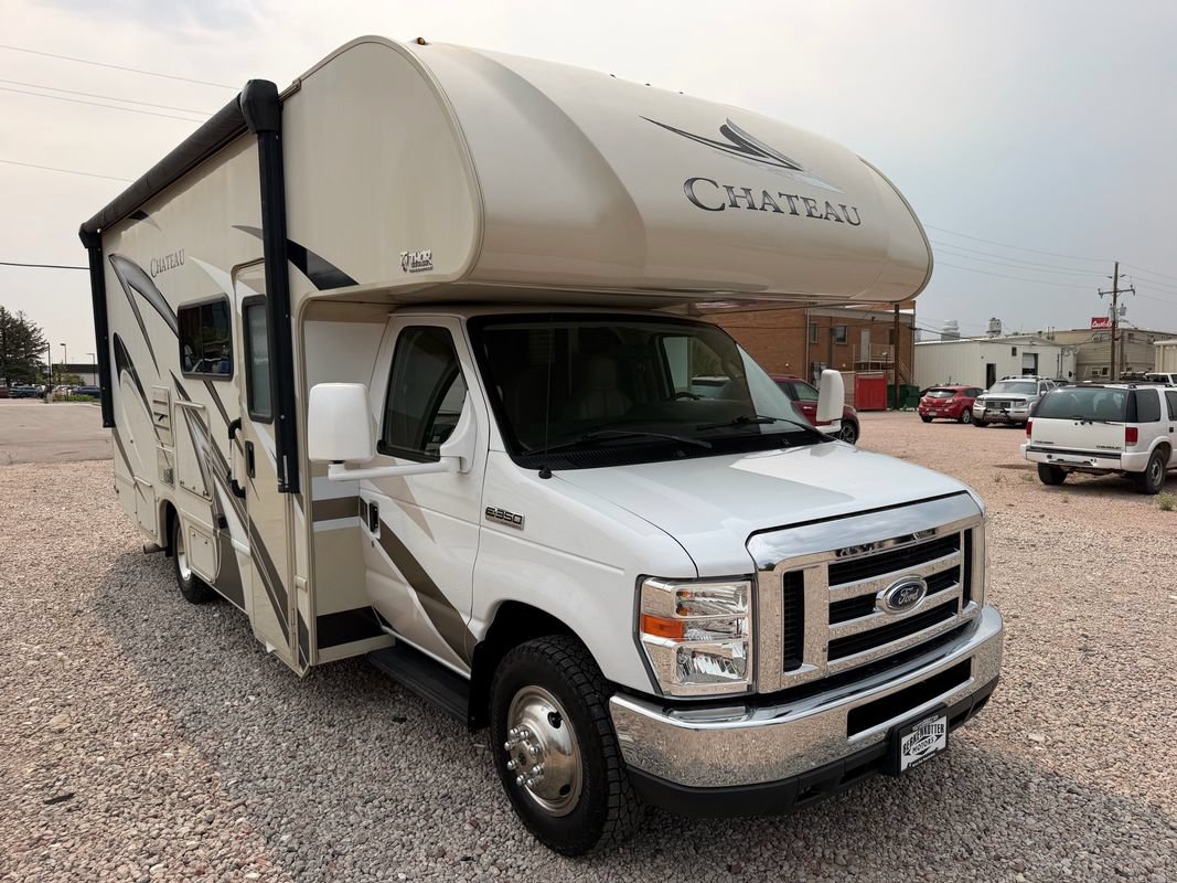 Used 2018 Ford E-350 and Econoline 350 Super Duty w/ Motorhome Prep Package RWD image 1