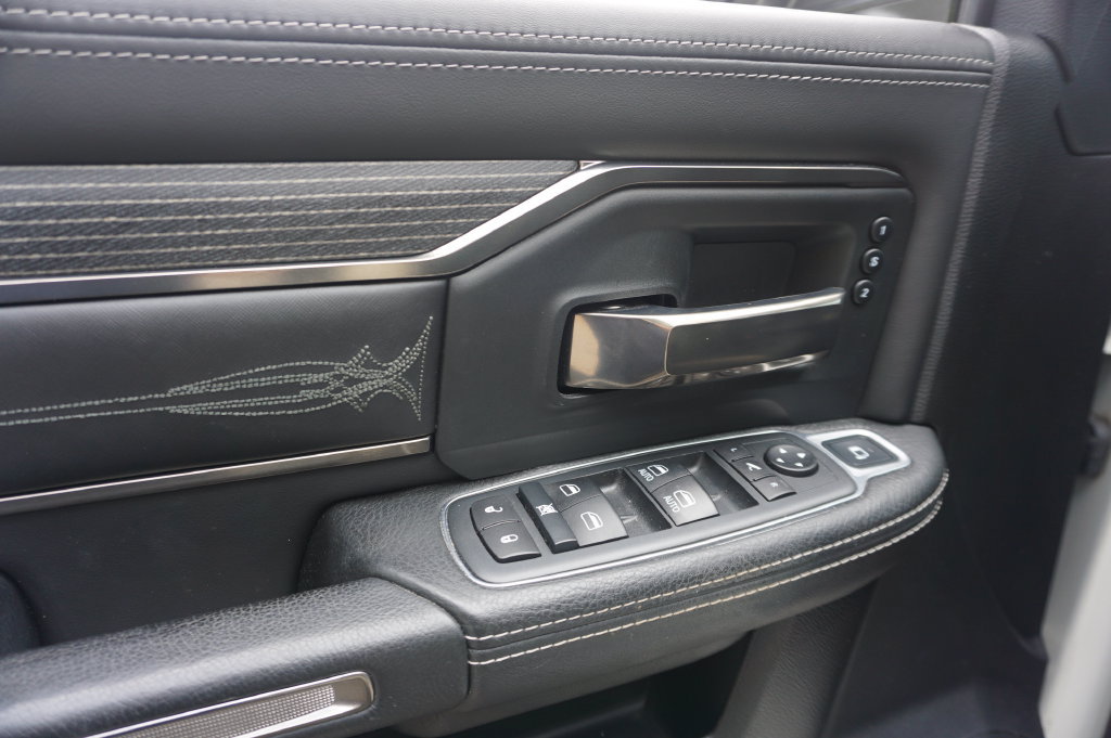 Used 2020 RAM 2500 Limited RWD image 4
