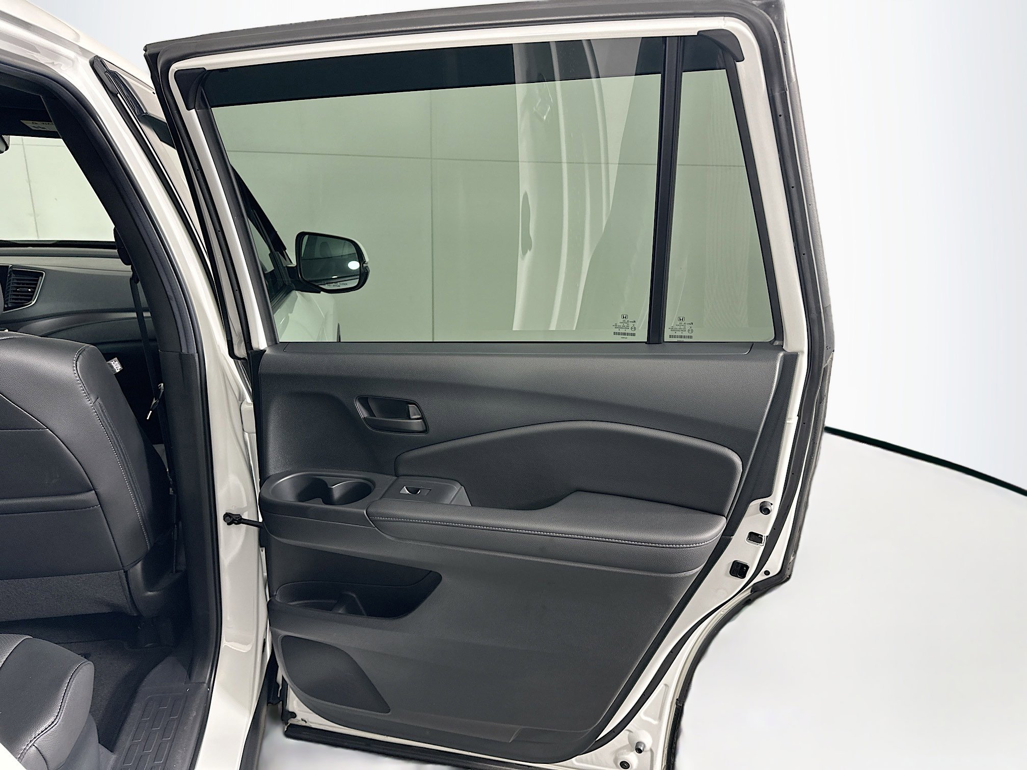 Used 2023 Honda Passport EX-L image 29