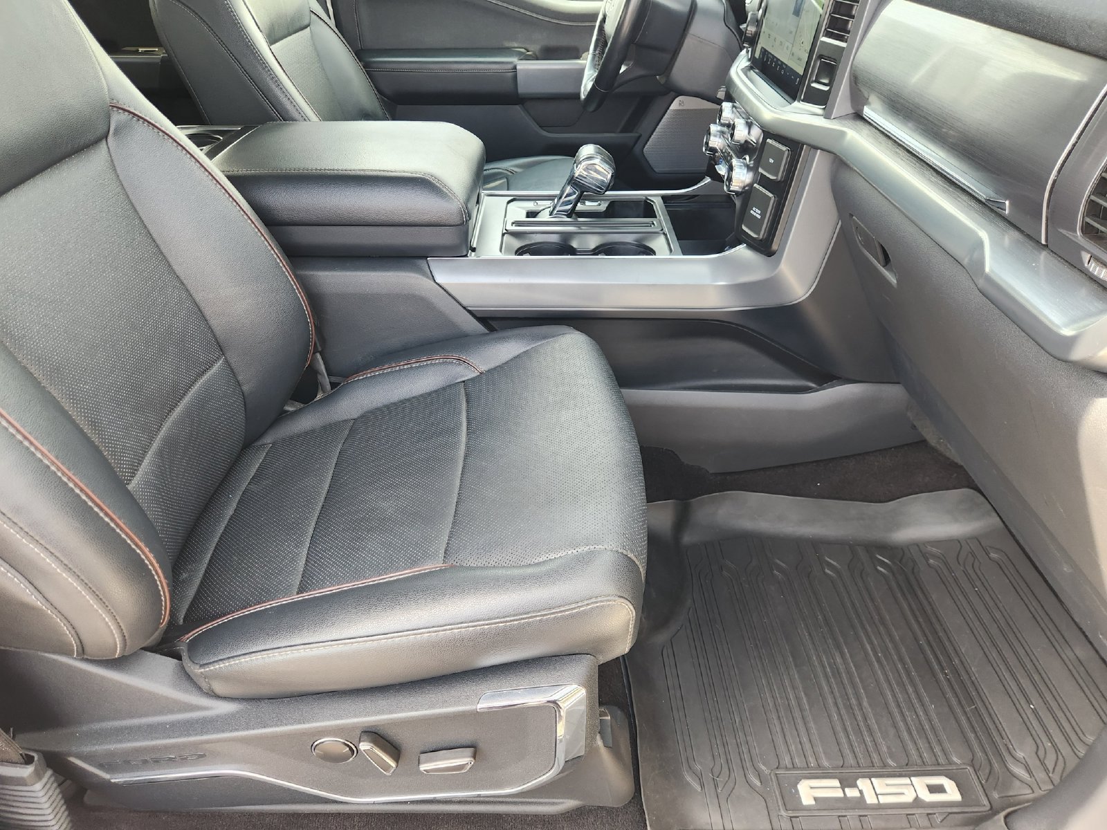Used 2021 Ford F150 Lariat AWD/4WD image 19