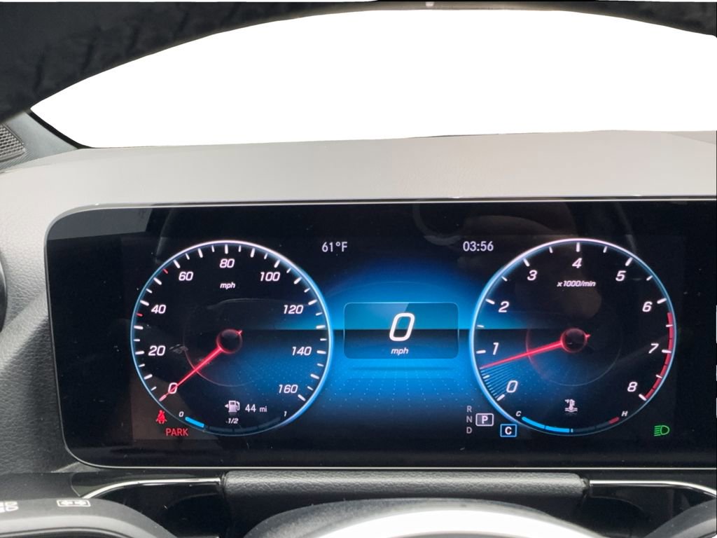 Used 2022 Mercedes-Benz GLA 250 w/ Premium Package Lite image 37