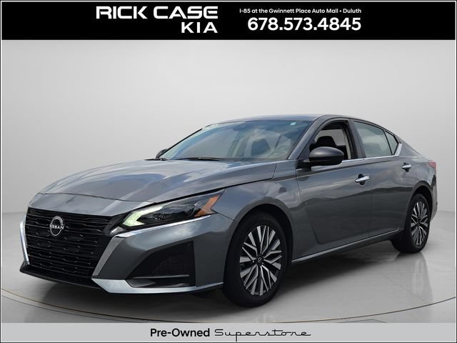 Used 2024 Nissan Altima 2.5 SV
