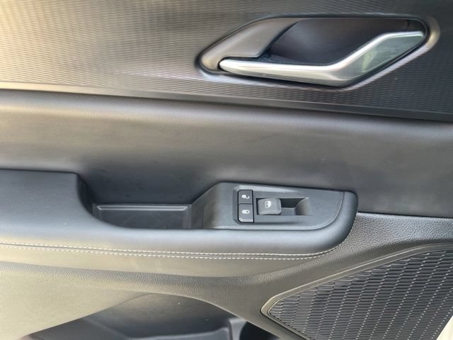 Used 2025 Jeep Grand Cherokee L Altitude AWD/4WD image 32