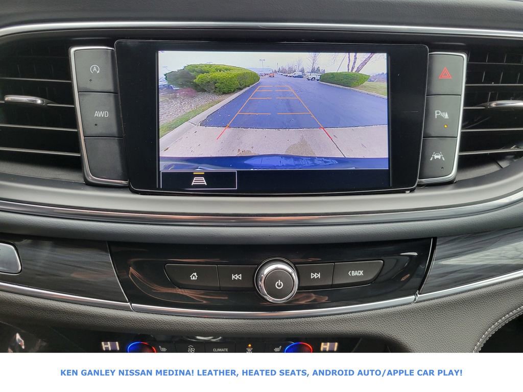 Used 2023 Buick Enclave Essence image 30