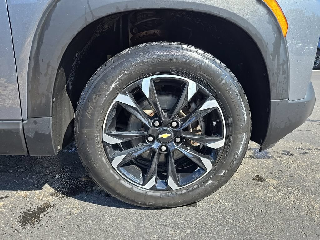 Used 2021 Chevrolet TrailBlazer LT w/ Convenience Package AWD/4WD image 12