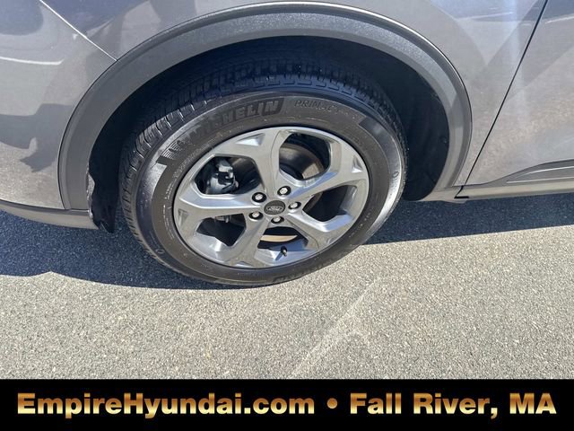 Used 2025 Ford Escape ST-Line Select image 12