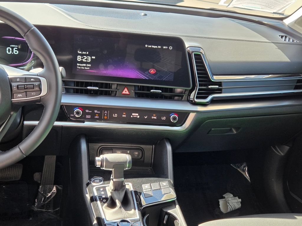 Used 2024 Kia Sportage EX FWD image 16