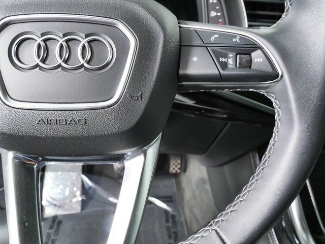 Used 2024 Audi Q8 Prestige AWD/4WD image 11