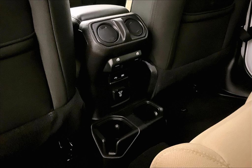 Used 2018 Jeep Wrangler Unlimited Sahara w/ Dual Top Group image 10