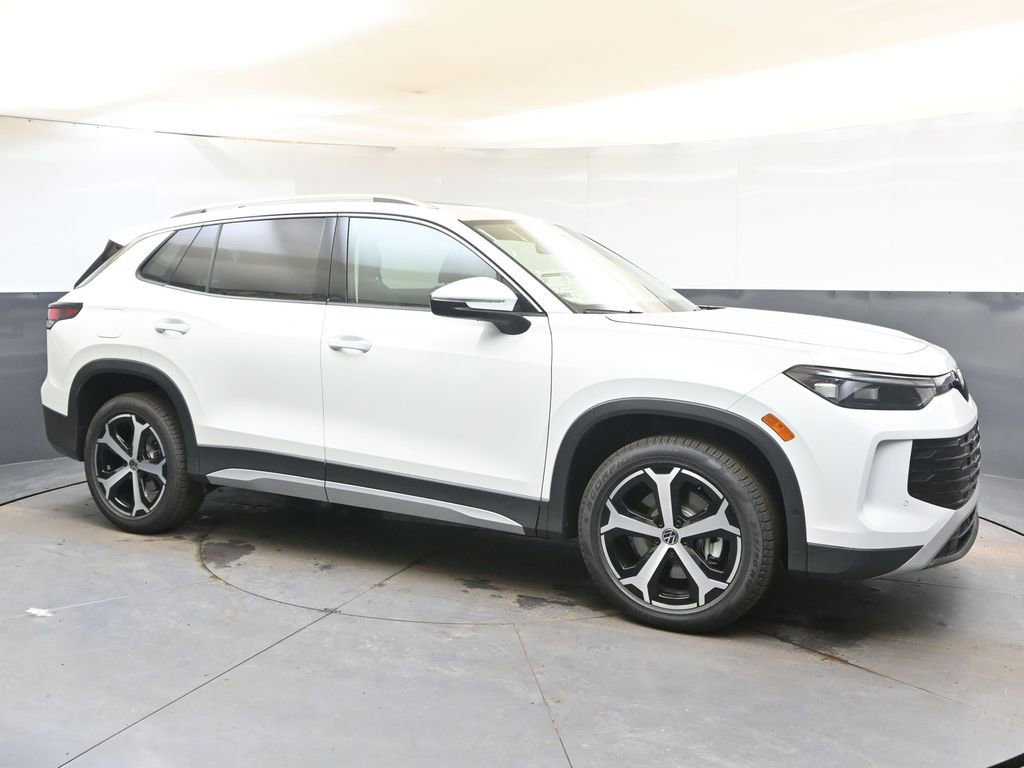 New 2026 Volkswagen Tiguan SE image 7