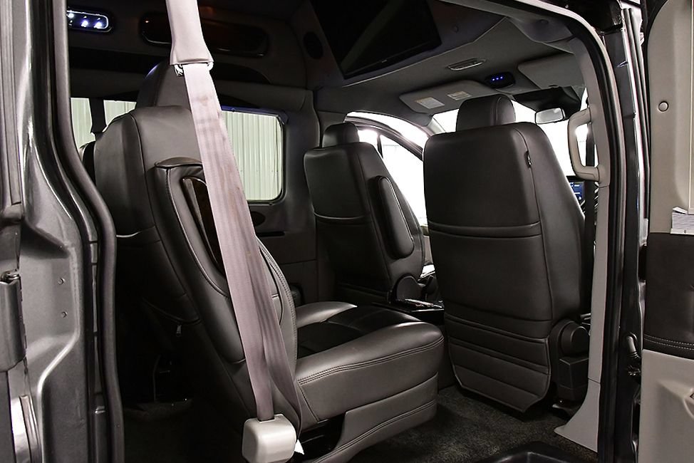 Used 2017 Ford Transit 150 130 Low Roof w/ Exterior Upgrade Package RWD image 28