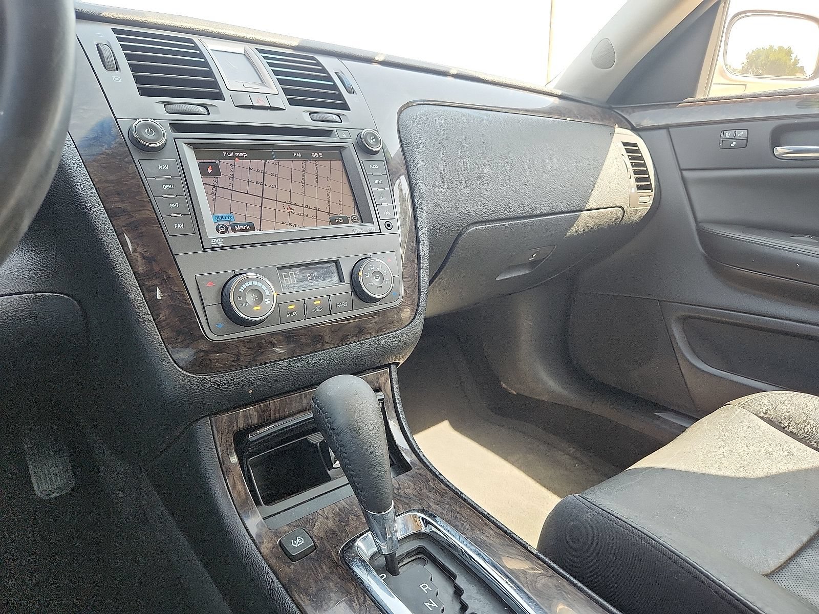Used 2008 Cadillac DTS FWD image 20