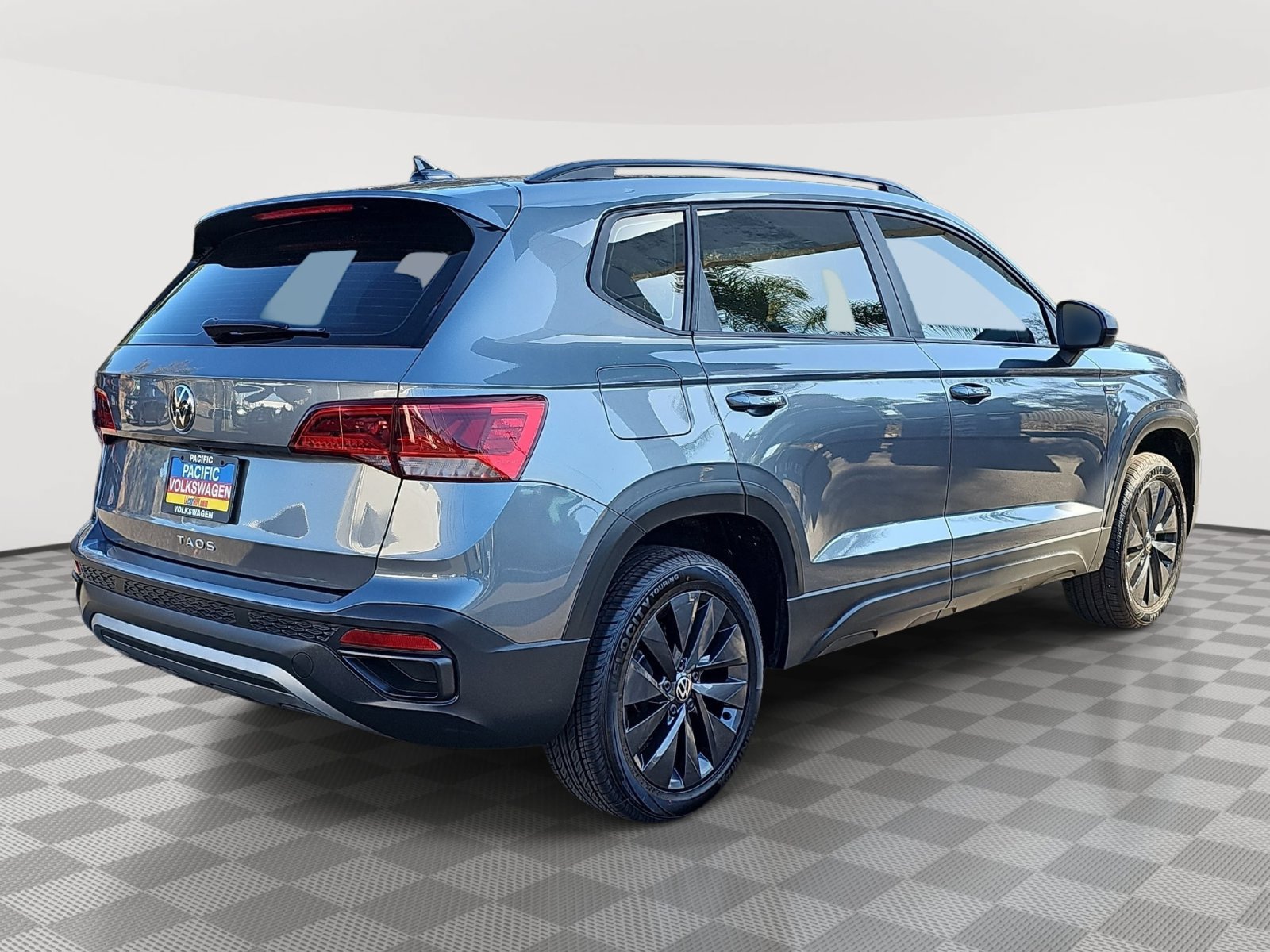 Used 2023 Volkswagen Taos S FWD image 5