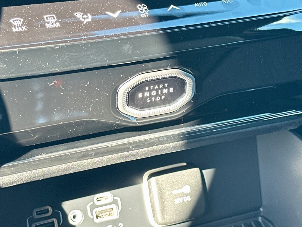 New 2027 Jeep Grand Cherokee L Limited AWD/4WD image 19
