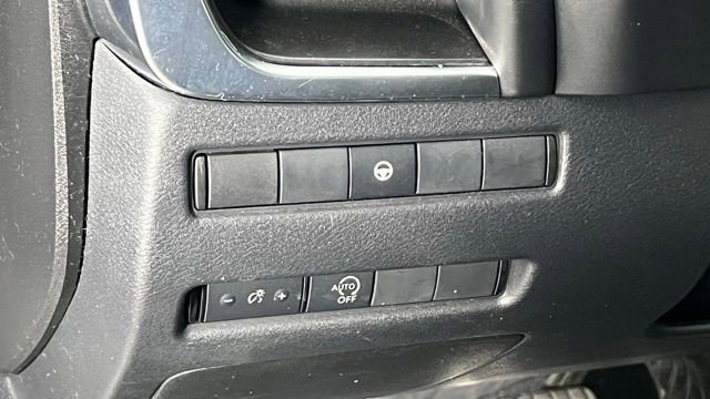 Used 2023 Nissan Rogue SV image 22