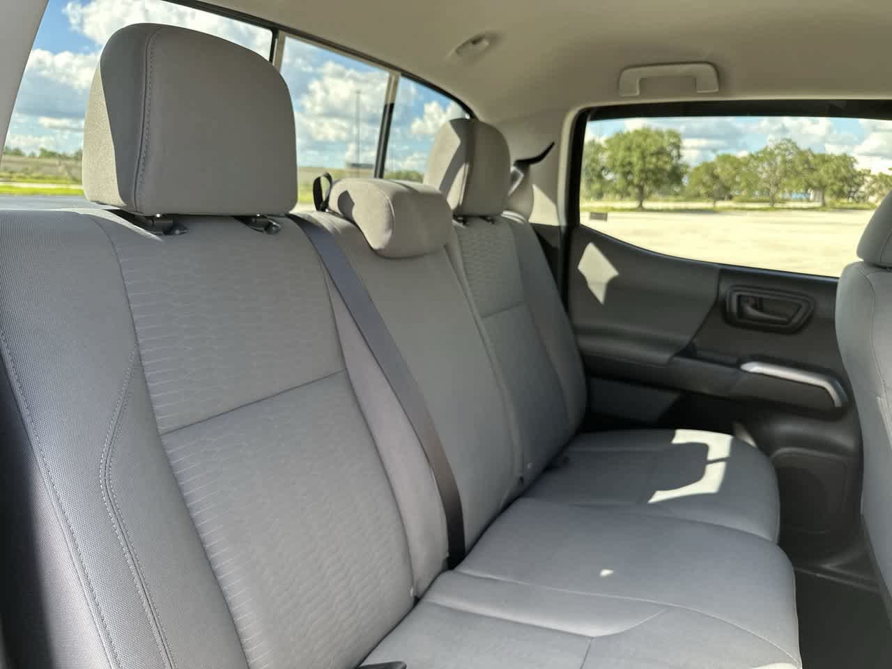 Used 2019 Toyota Tacoma SR5 RWD image 20