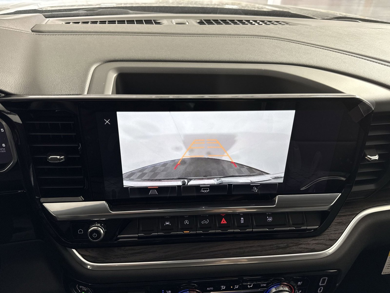 New 2026 GMC Sierra 1500 SLT AWD/4WD image 19