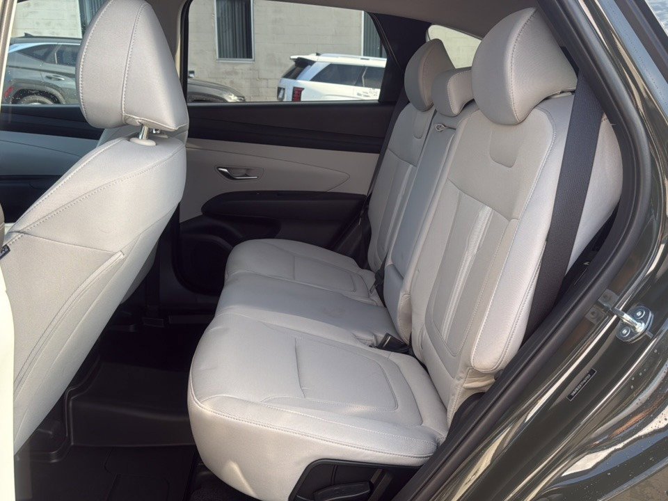 New 2026 Hyundai Tucson SEL image 15
