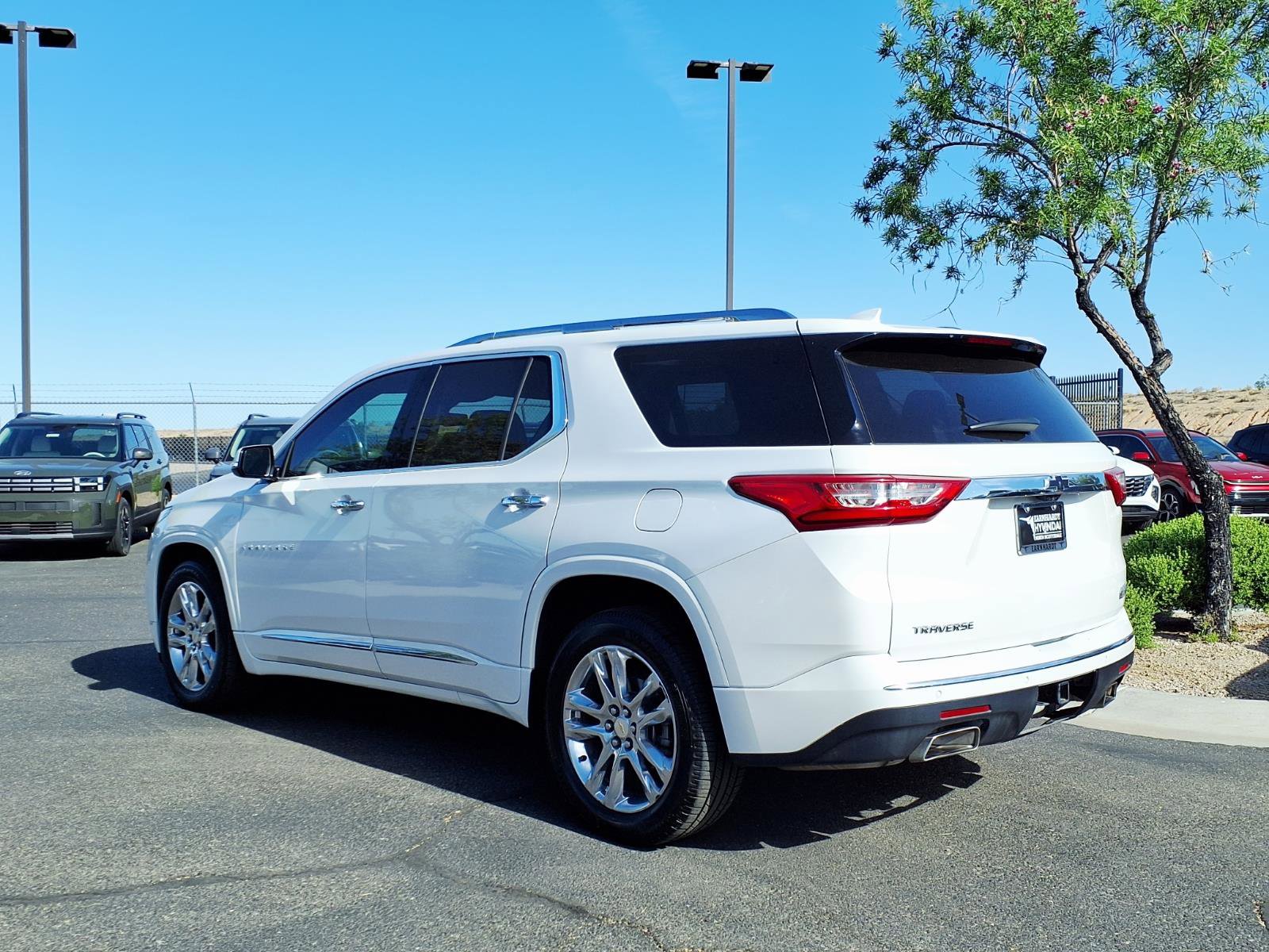Used 2019 Chevrolet Traverse High Country AWD/4WD image 4