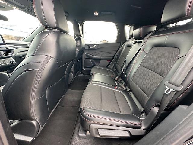Used 2024 Ford Escape ST-Line image 18