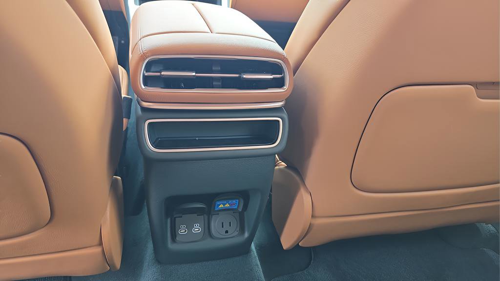 New 2026 Genesis GV80 2.5T Advanced AWD/4WD image 3