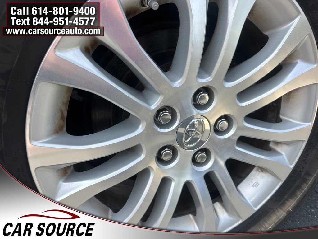 Used 2015 Toyota Sienna XLE w/ XLE Navigation Package image 25
