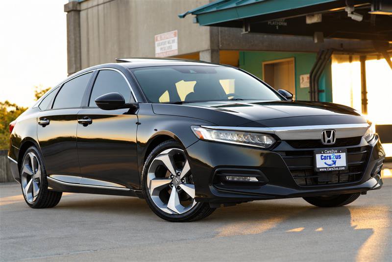 Used 2019 Honda Accord Touring image 9