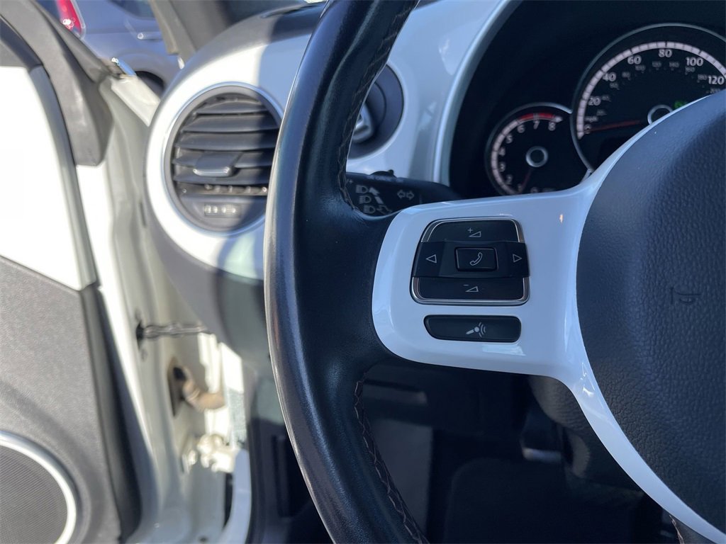 Used 2015 Volkswagen Beetle 1.8T image 15